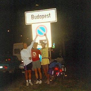 Ortsschild Budapest