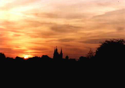Sonnenuntergang hinter Seligenstadt