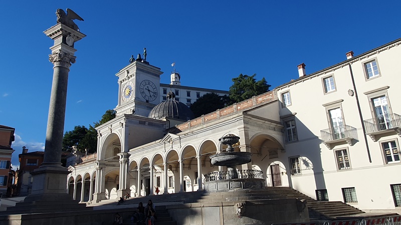 Piazza della Libert