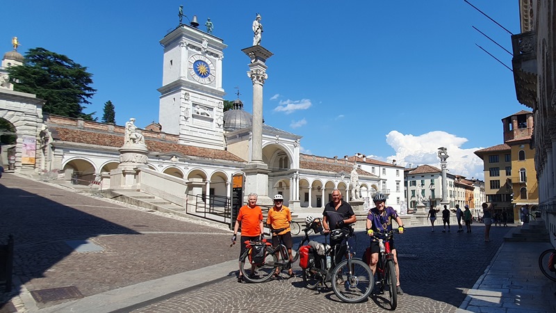 Piazza della Libert�